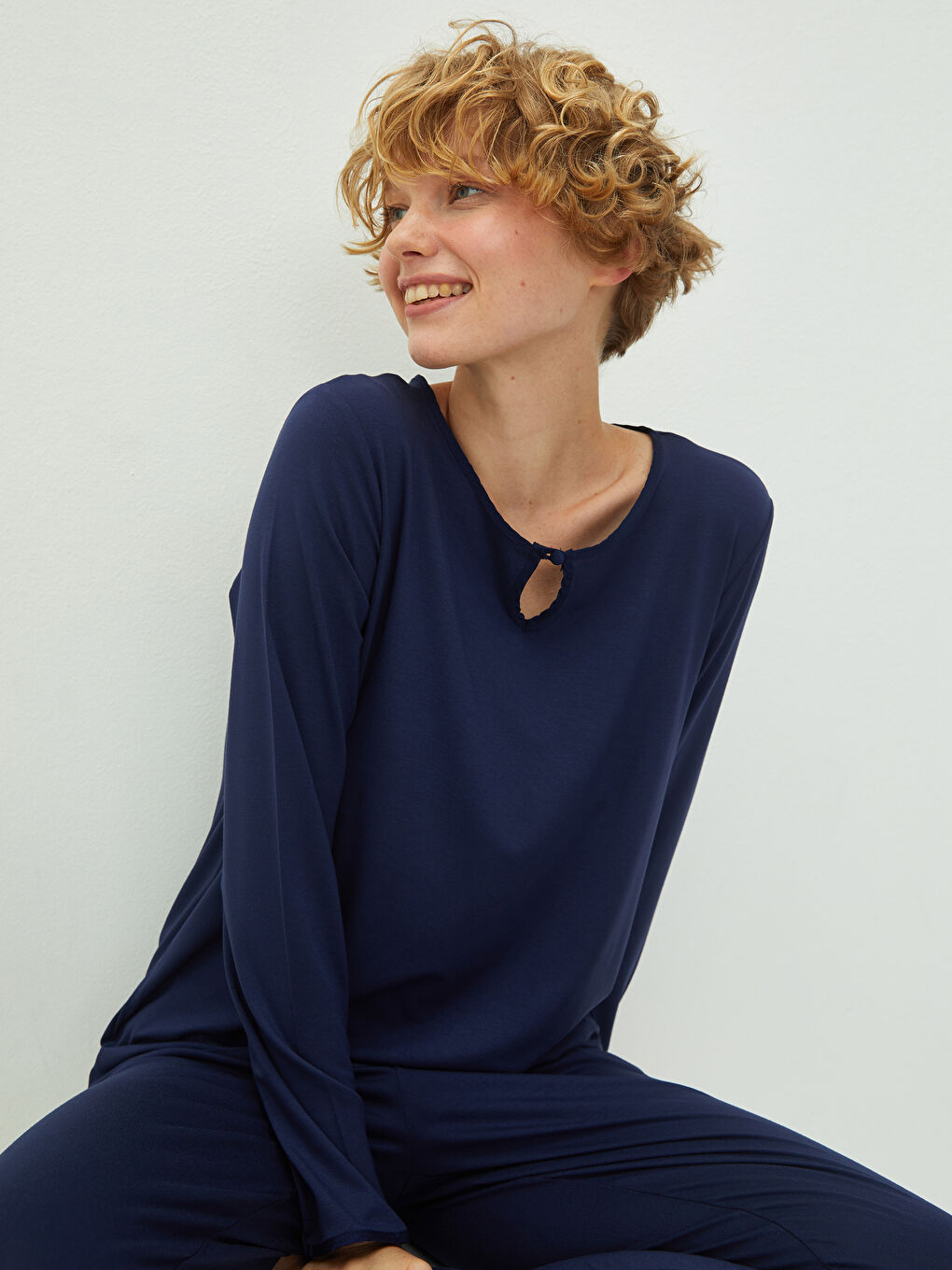 Lacivert Bisiklet Yaka Düz Uzun Kollu Viskon Kadın Pijama Takımı-2