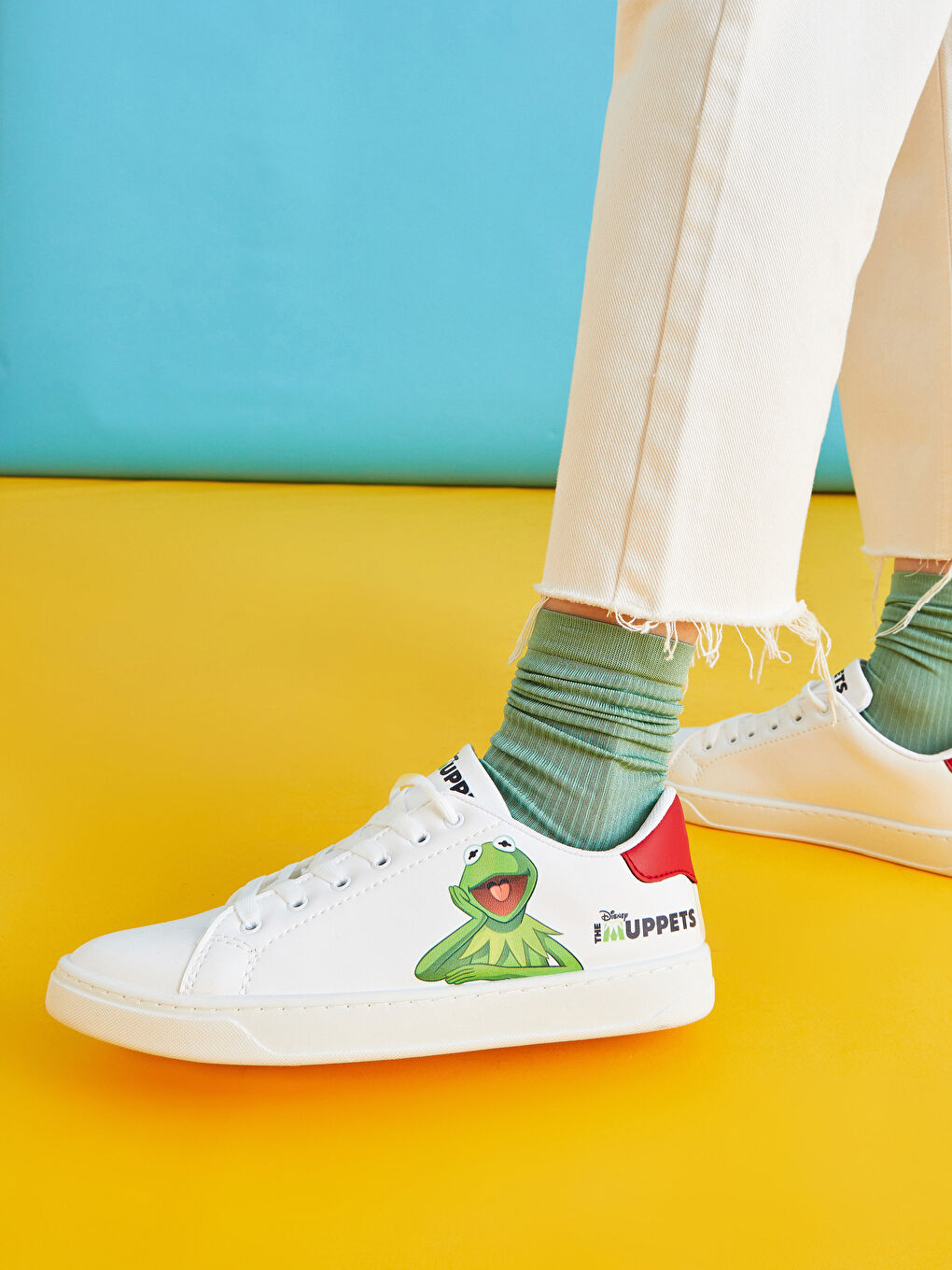 ხელოვნური ტყავის ნაბეჭდი თასმებიანი ქალებისთვის სპორტული ფეხსაცმელი