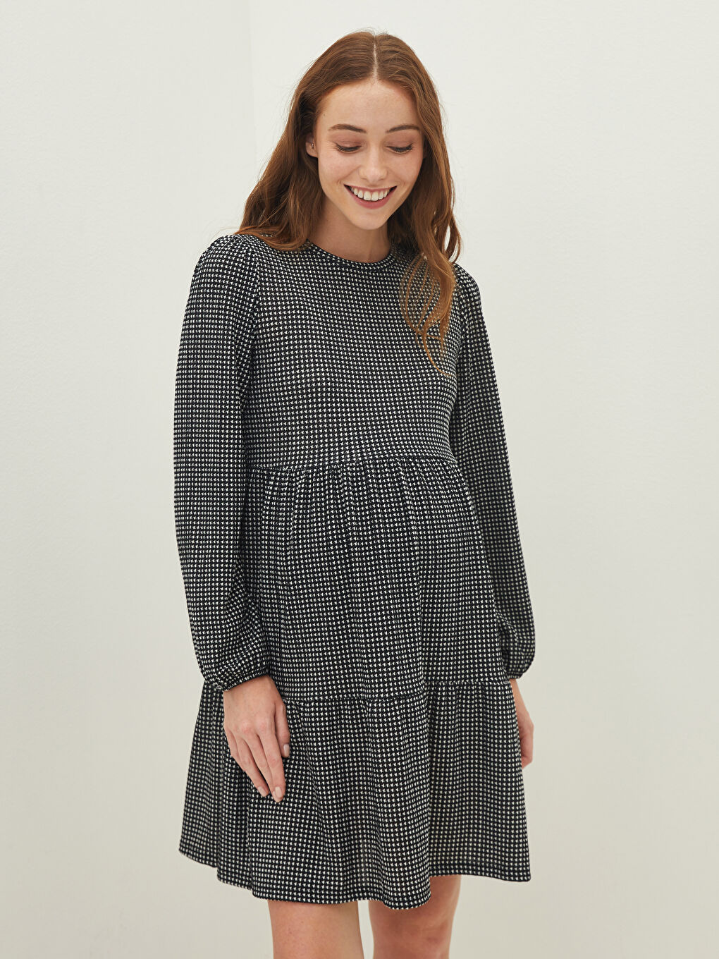 Siyah Bisiklet Yaka Kazayağı Desenli Uzun Kollu Kaşkorse Kumaş Hamile Elbise-2