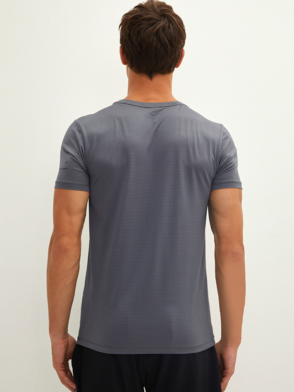 Gri Bisiklet Yaka Kısa Kollu Erkek Spor Tişört-4