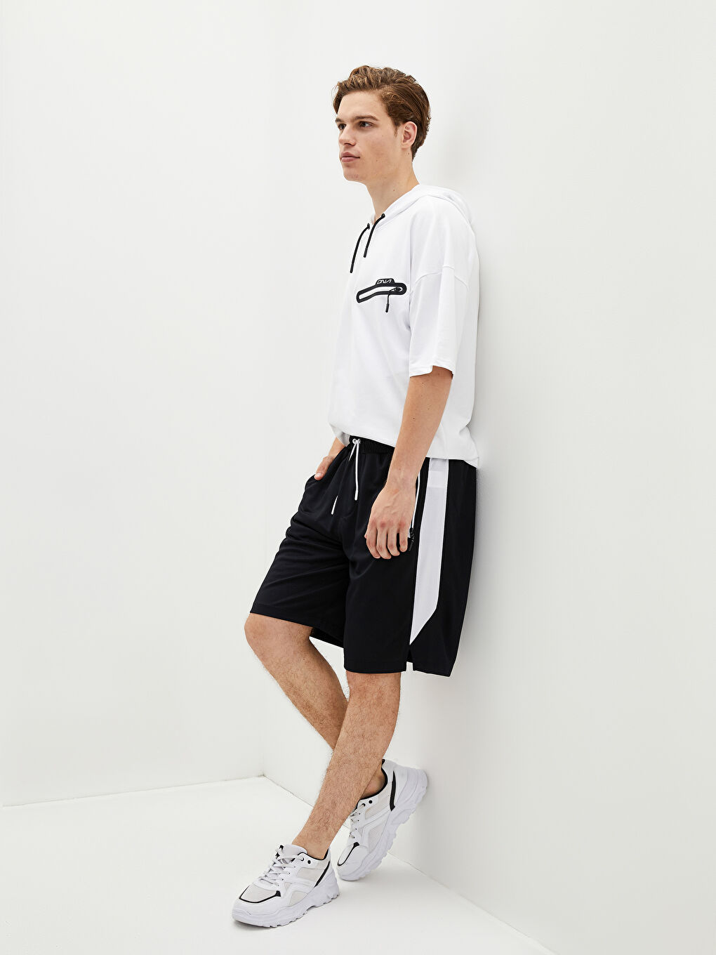 Siyah Bol Kalıp Erkek Spor Şort-1