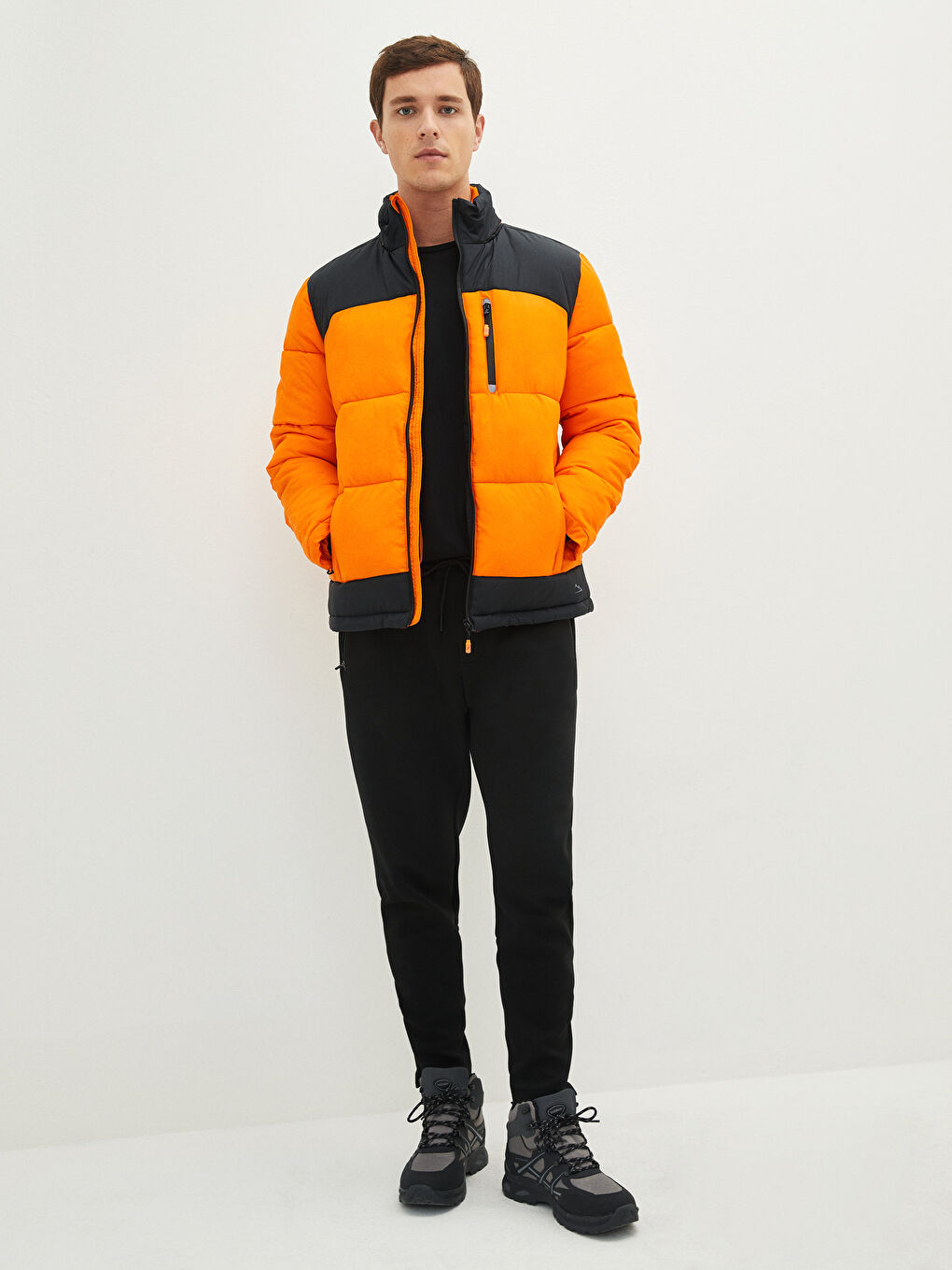 Manteau pour Hommes à Col Cheminée Coupe Régulière-4