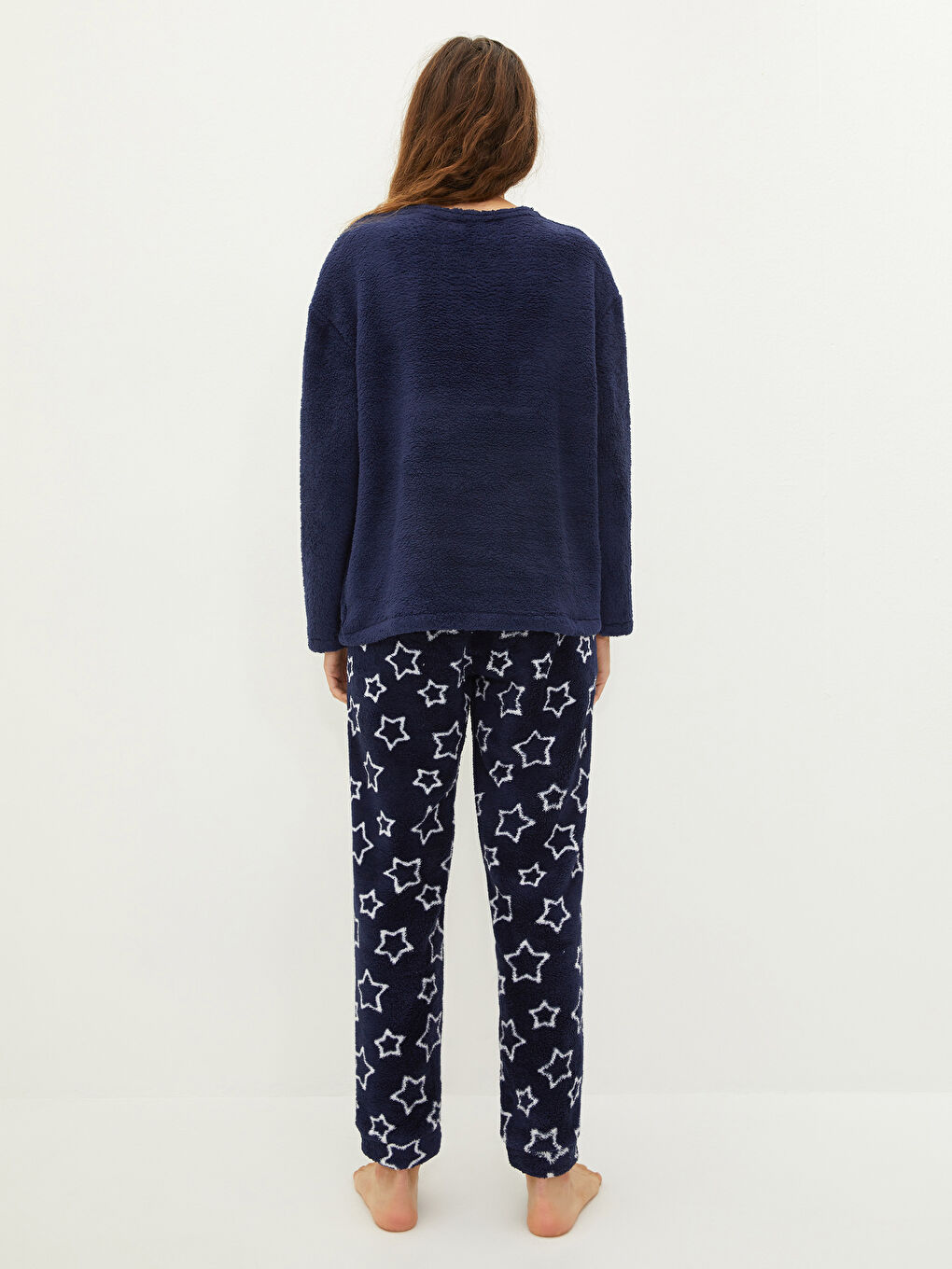 LCW DREAM Crew Neck Embroidered Women's Plush Pyjama Set -W1AF59Z8-LSJ