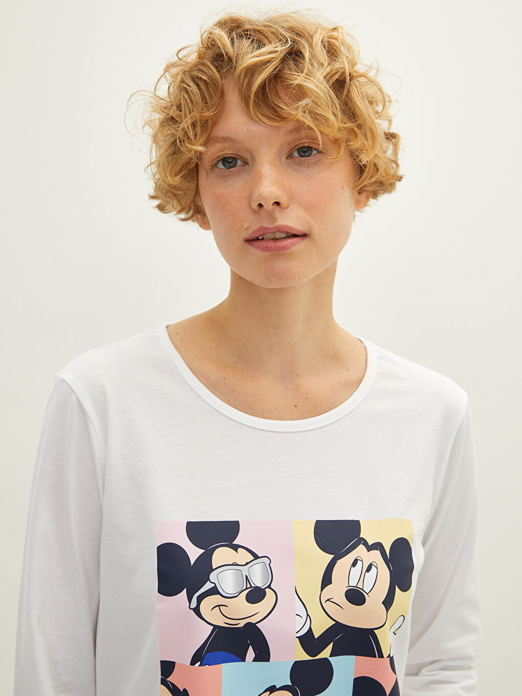 Crew Neck Mickey Mouse Printed Long Sleeve Cotton Women's Pajama Set-1