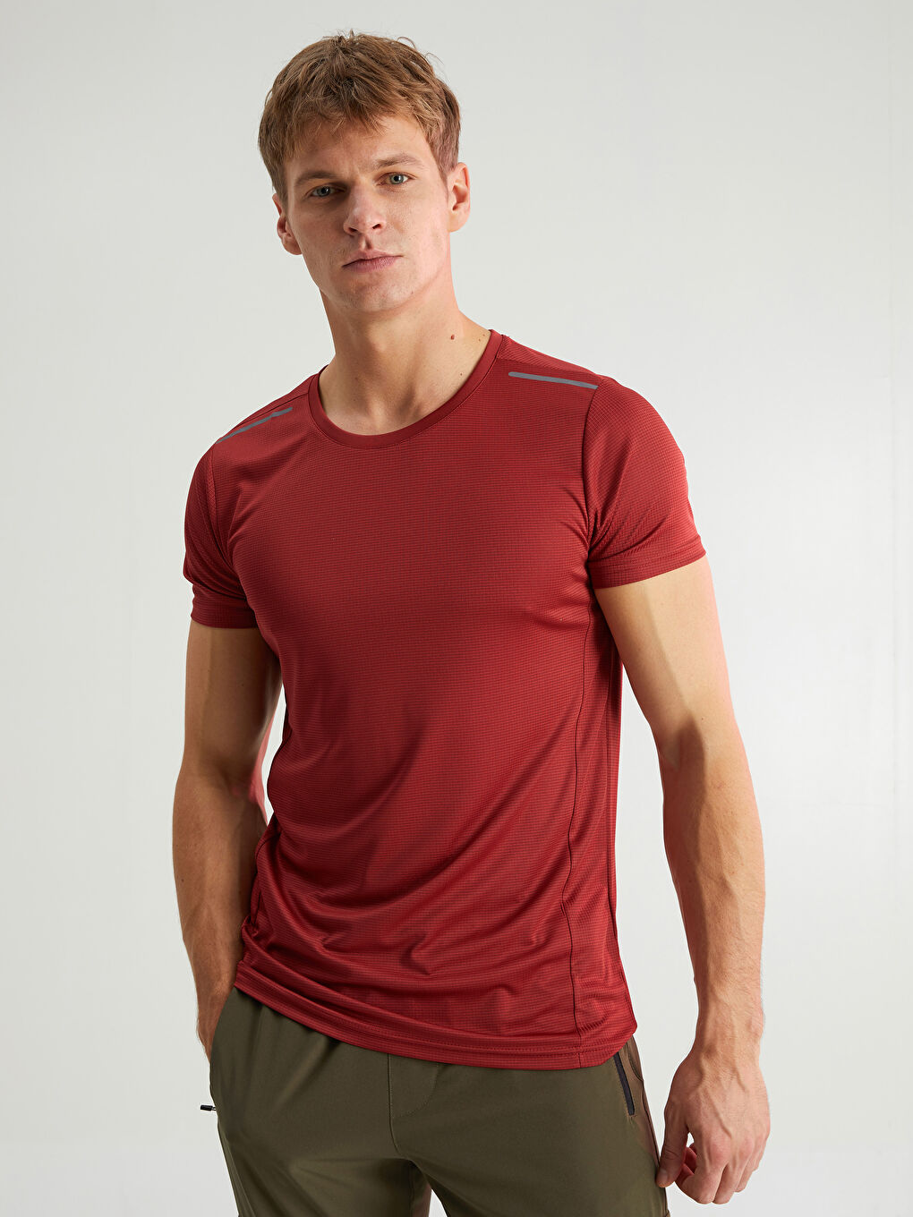 Bordo Bisiklet Yaka Kısa Kollu Erkek Spor Tişört-1