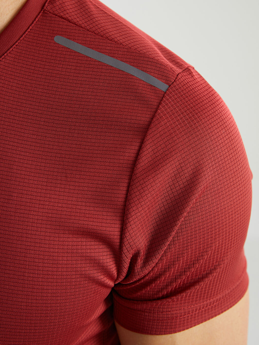 Bordo Bisiklet Yaka Kısa Kollu Erkek Spor Tişört-3