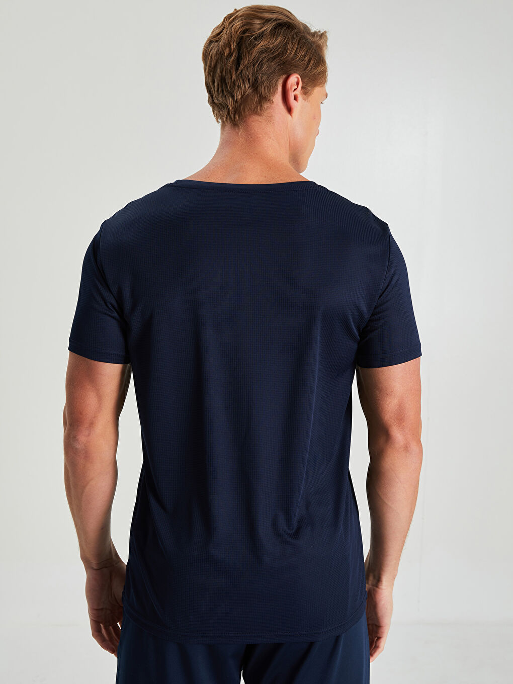 T-shirt de sport actif à manches courtes et col rond pour hommes-8