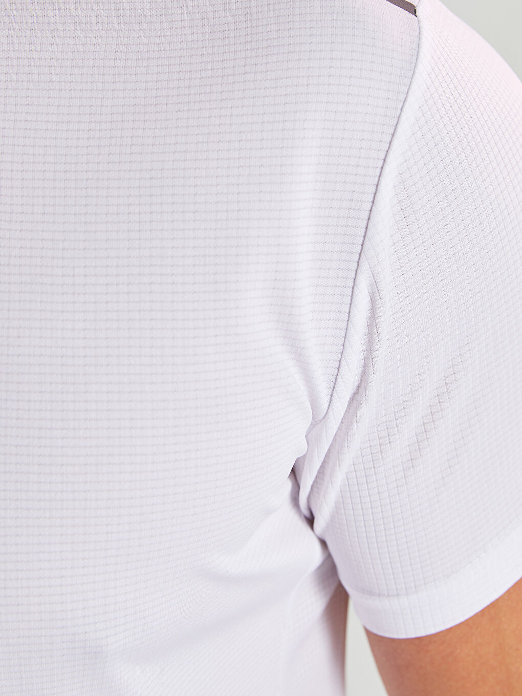 Beyaz Bisiklet Yaka Kısa Kollu Aktif Spor Erkek Tişört-6