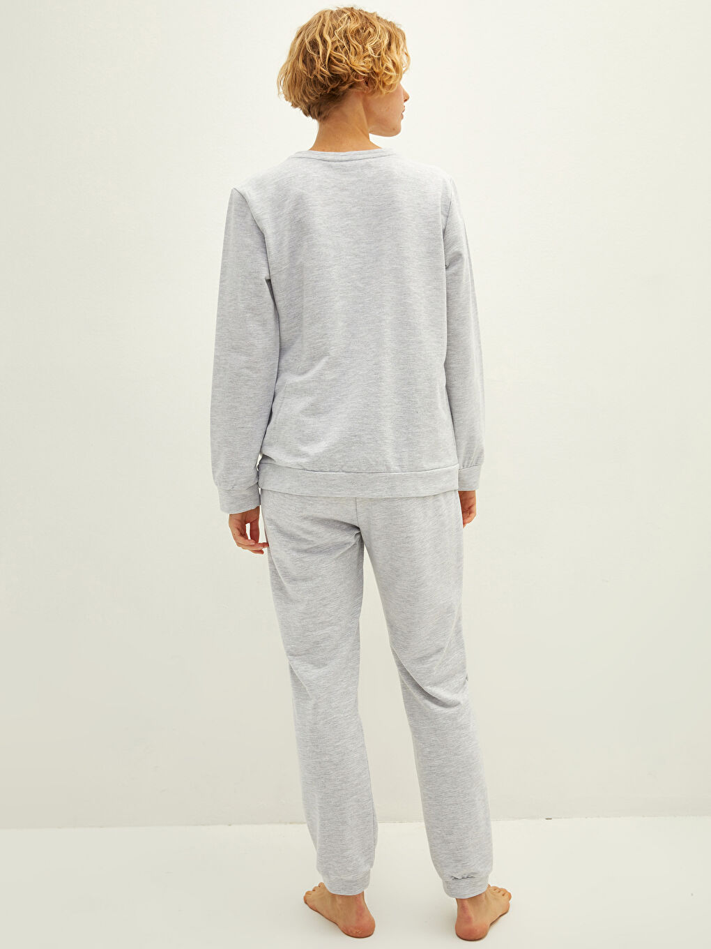 LCW DREAM Crew Neck Printed Long Sleeve Women's Pyjama Set -W1AF85Z8-CT3