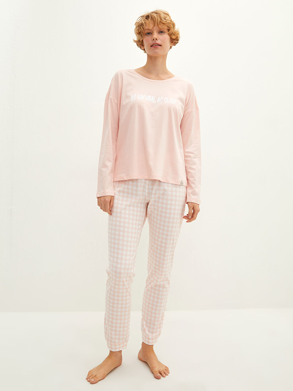 LCW DREAM Crew Neck Printed Long Sleeve Women's Pyjama Set -W1AF96Z8-LT4