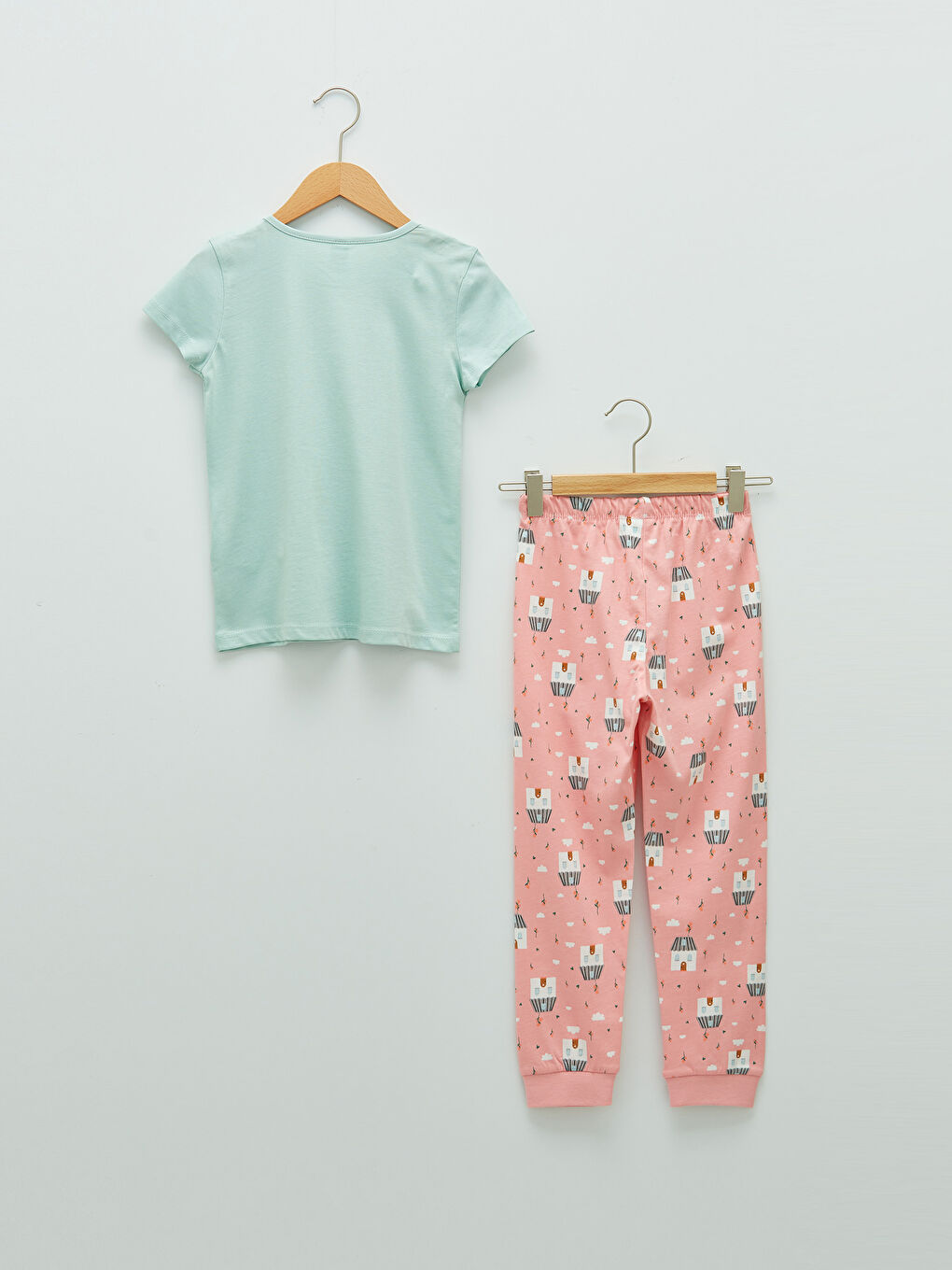 LCW Kids Crew Neck Printed Short Sleeve Girls' Pyjama Set -W1AG53Z4-FFV