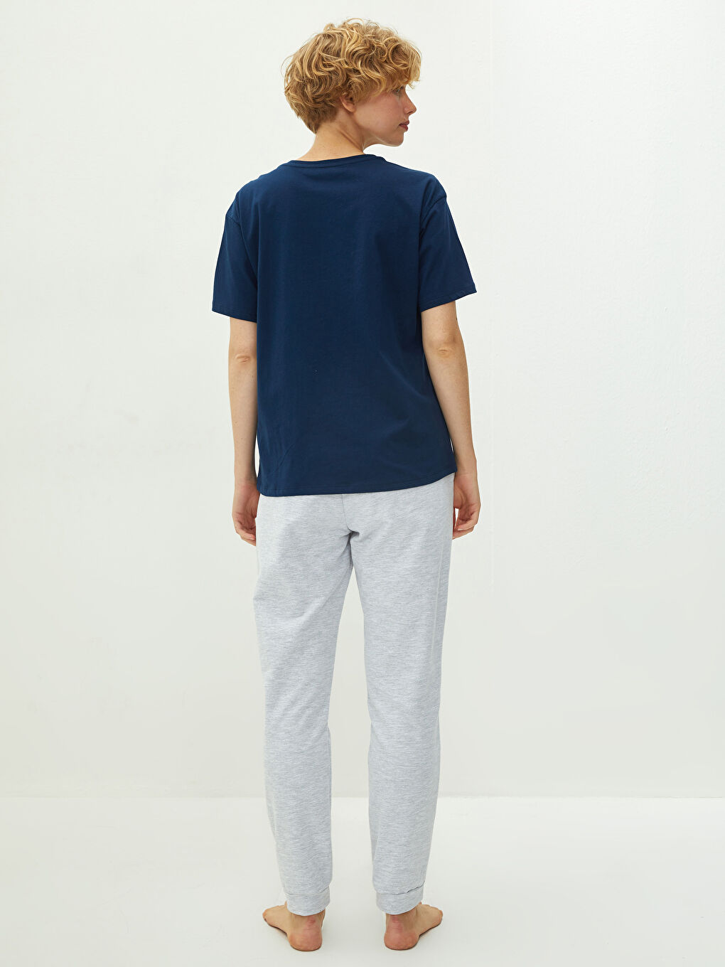 Gri Bisiklet Yaka Baskılı Kısa Kollu Kadın Pijama Takımı-4