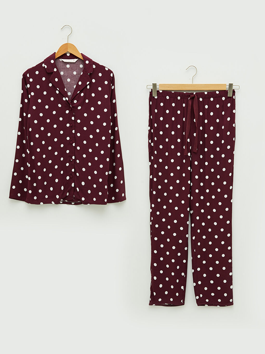 Bordo Gömlek Yaka Uzun Kollu Puantiye Desenli Viskon Kadın Pijama Takımı-5