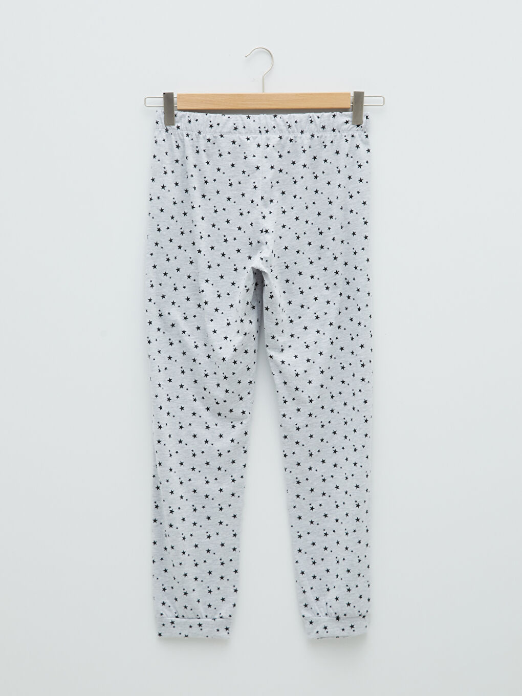 LCW DREAM Ensemble de Pyjama pour Femmes à Manches Longues Imprimé Minnie Mouse à Col Rond -W1AG94Z8-998