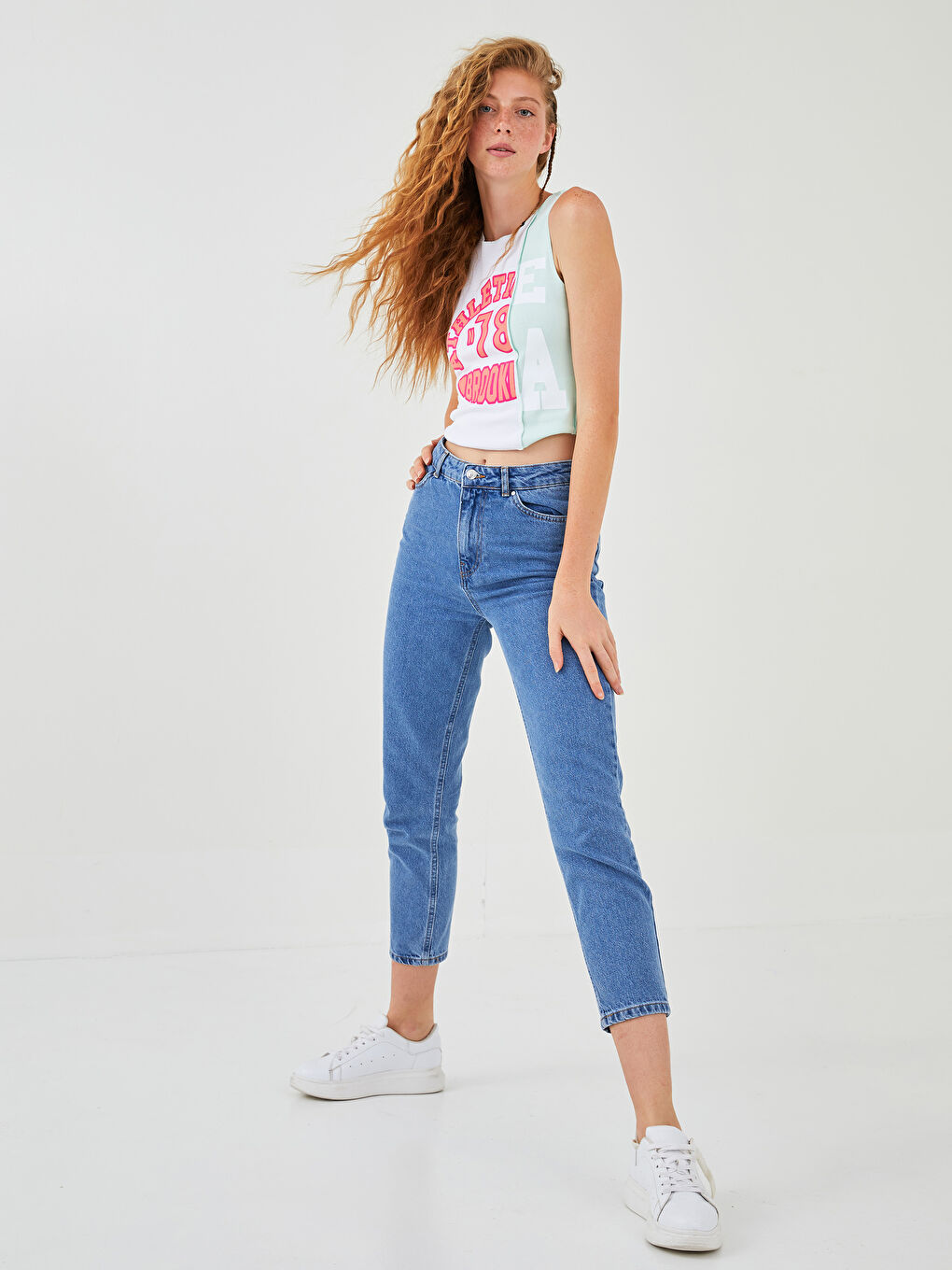 Mom Fit Pocket Detailed Women's Jeans-2