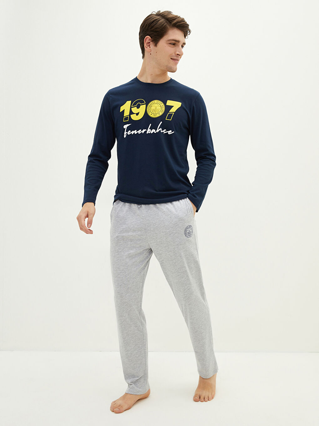 Lacivert Standart Kalıp Fenerbahçe Baskılı Erkek Taraftar Pijama Takımı
