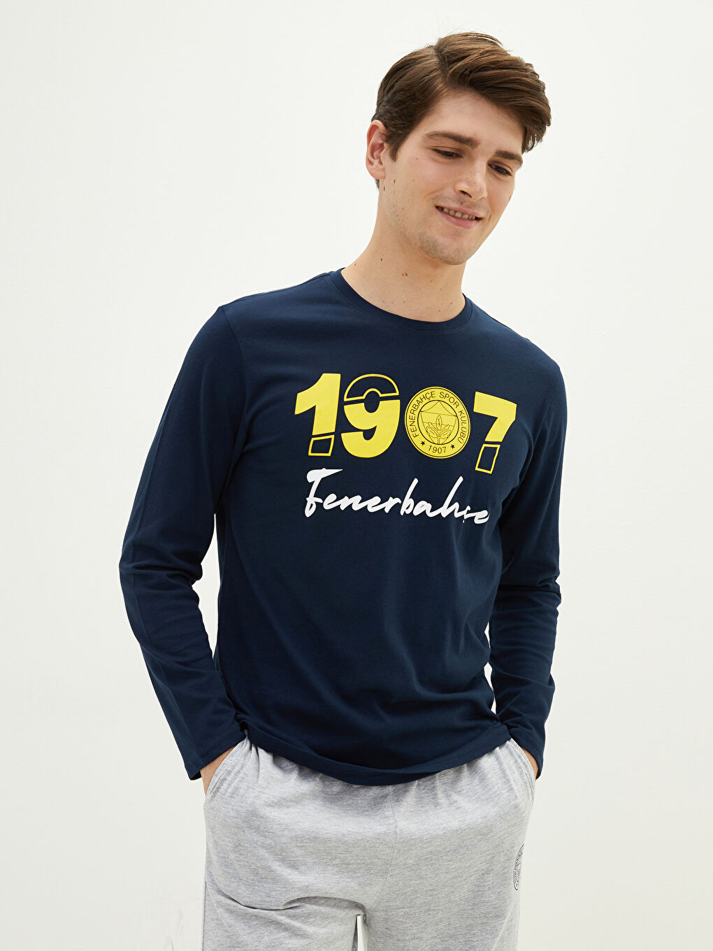 Lacivert Standart Kalıp Fenerbahçe Baskılı Erkek Taraftar Pijama Takımı-1