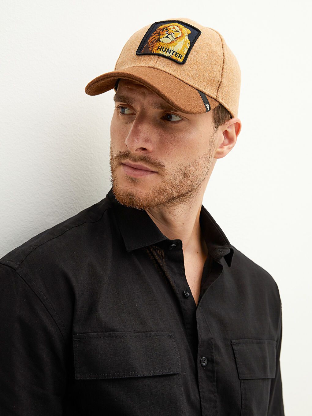 Aslan Figürlü Erkek Kep Şapka