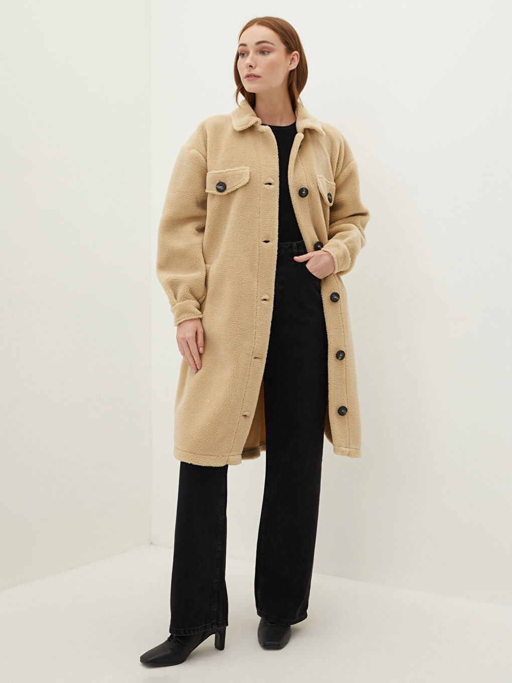 Bej Gömlek Yaka Düz Uzun Kollu Cep Detaylı Kalın Kadın Kaşe Kaban-3