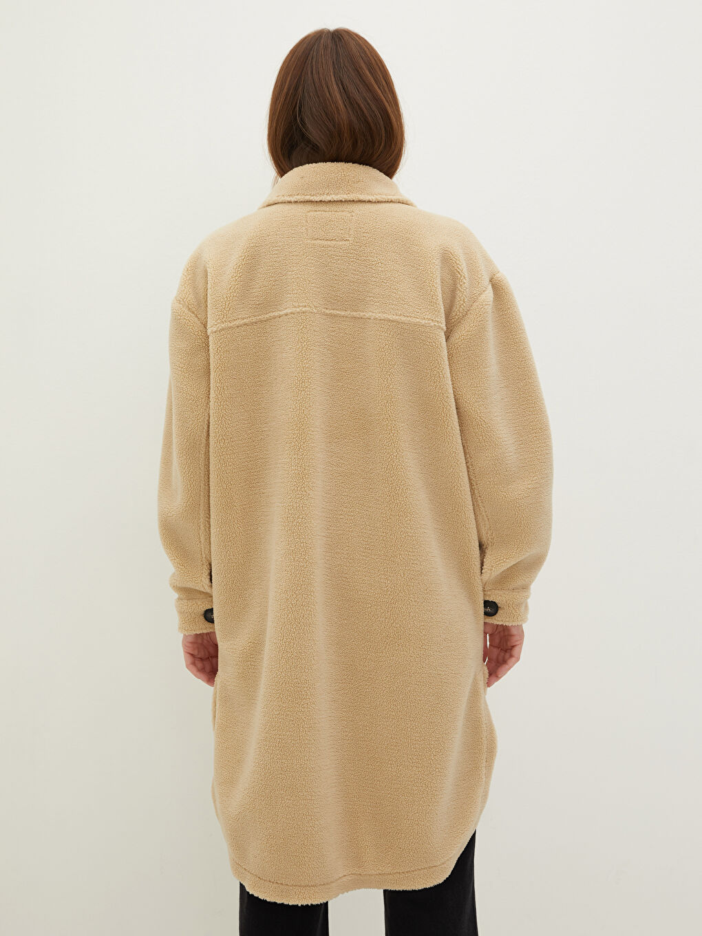 Bej Gömlek Yaka Düz Uzun Kollu Cep Detaylı Kalın Kadın Kaşe Kaban-5