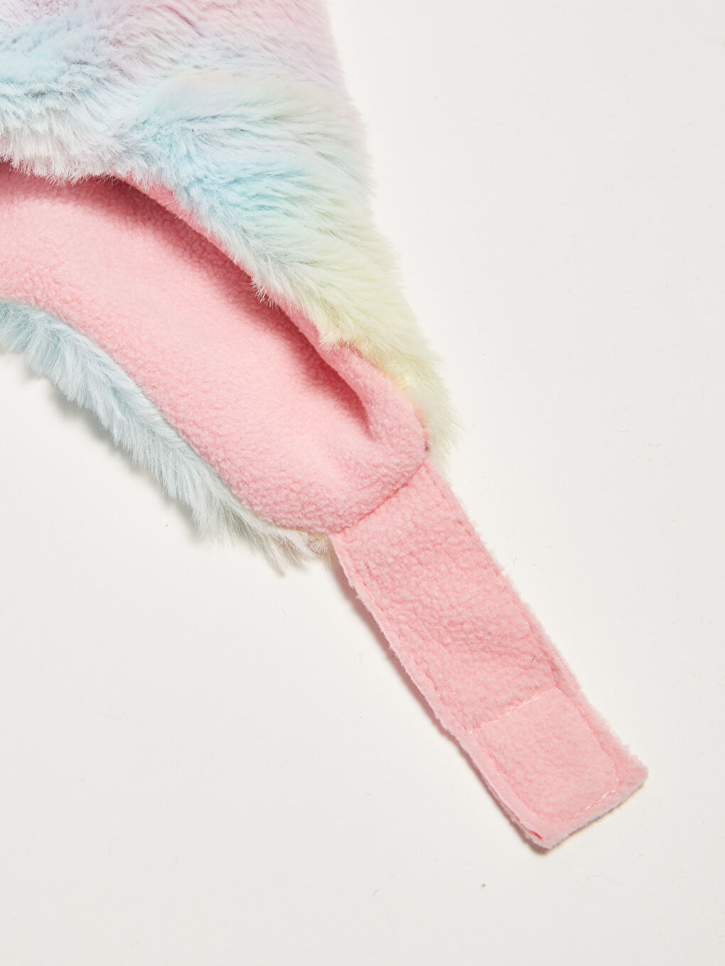 قبعة ثلجية مْطَرّْزَة للبنات-4