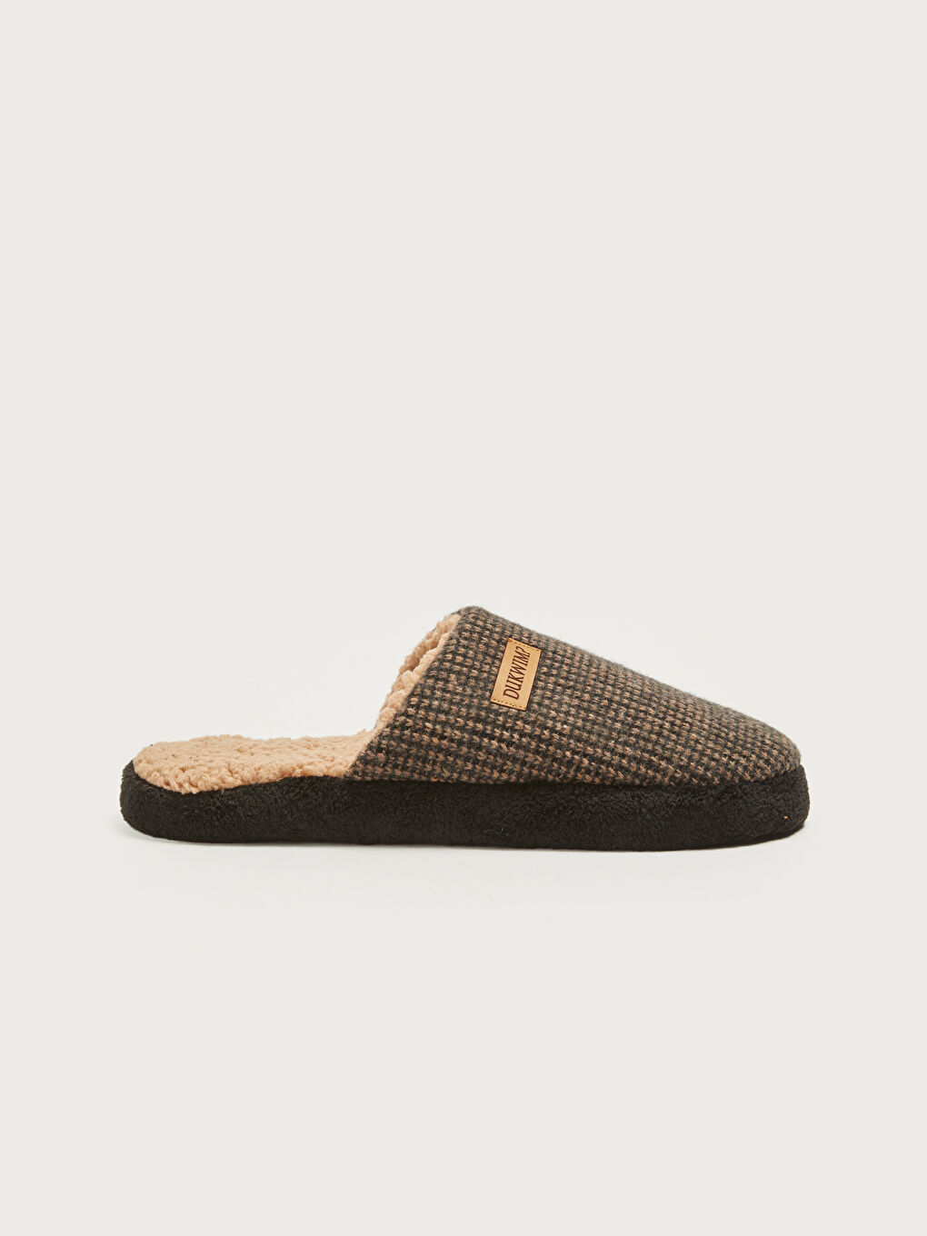 Ерлерге арналған үйге арналған тәпішкелер-1