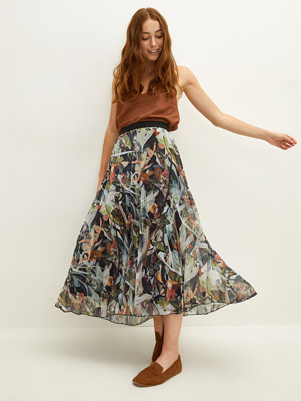 LCWAIKIKI Classic Elastic Waist Patterned Chiffon Fabric Women's Pleated Skirt -W1AJ16Z8-LS6