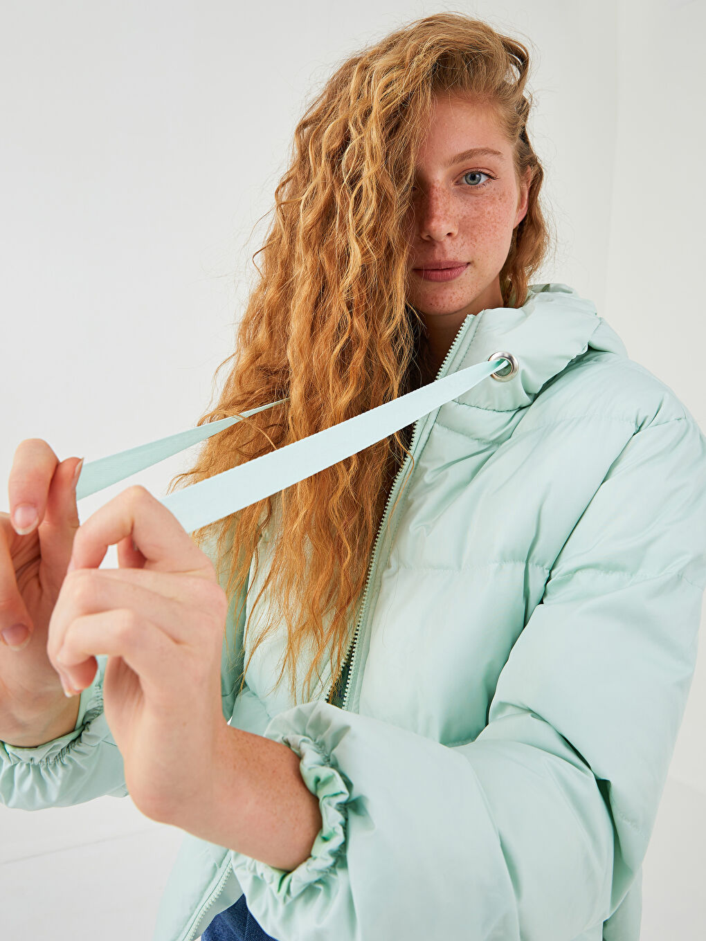 Geacă Matlasată cu Glugă, Mânecă Lungă și Închidere cu Fermoar-3