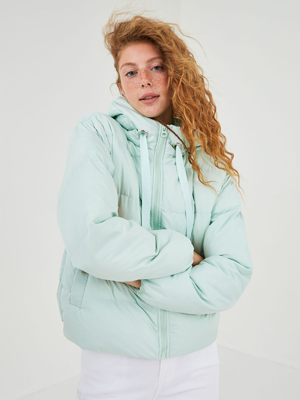 Geacă Matlasată cu Glugă, Mânecă Lungă și Închidere cu Fermoar-4