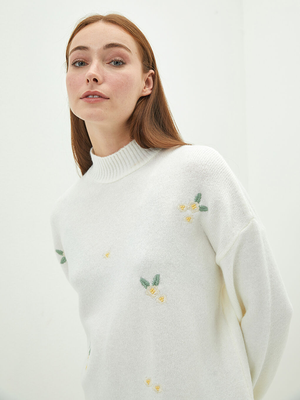 Half Turtleneck Floral Embroidered Long Sleeve Women's Knitwear Tunic-3