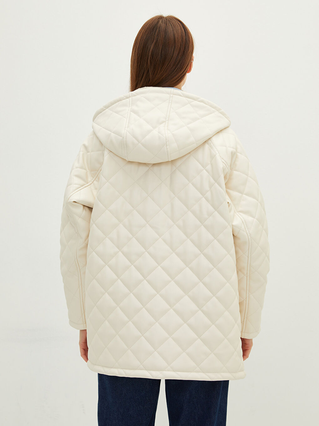 LCWAIKIKI Classic Veste Similicuir pour Femmes à Capuche Matelassée Imprimée Épaisse à Manches Longues -W1AK80Z8-RQH