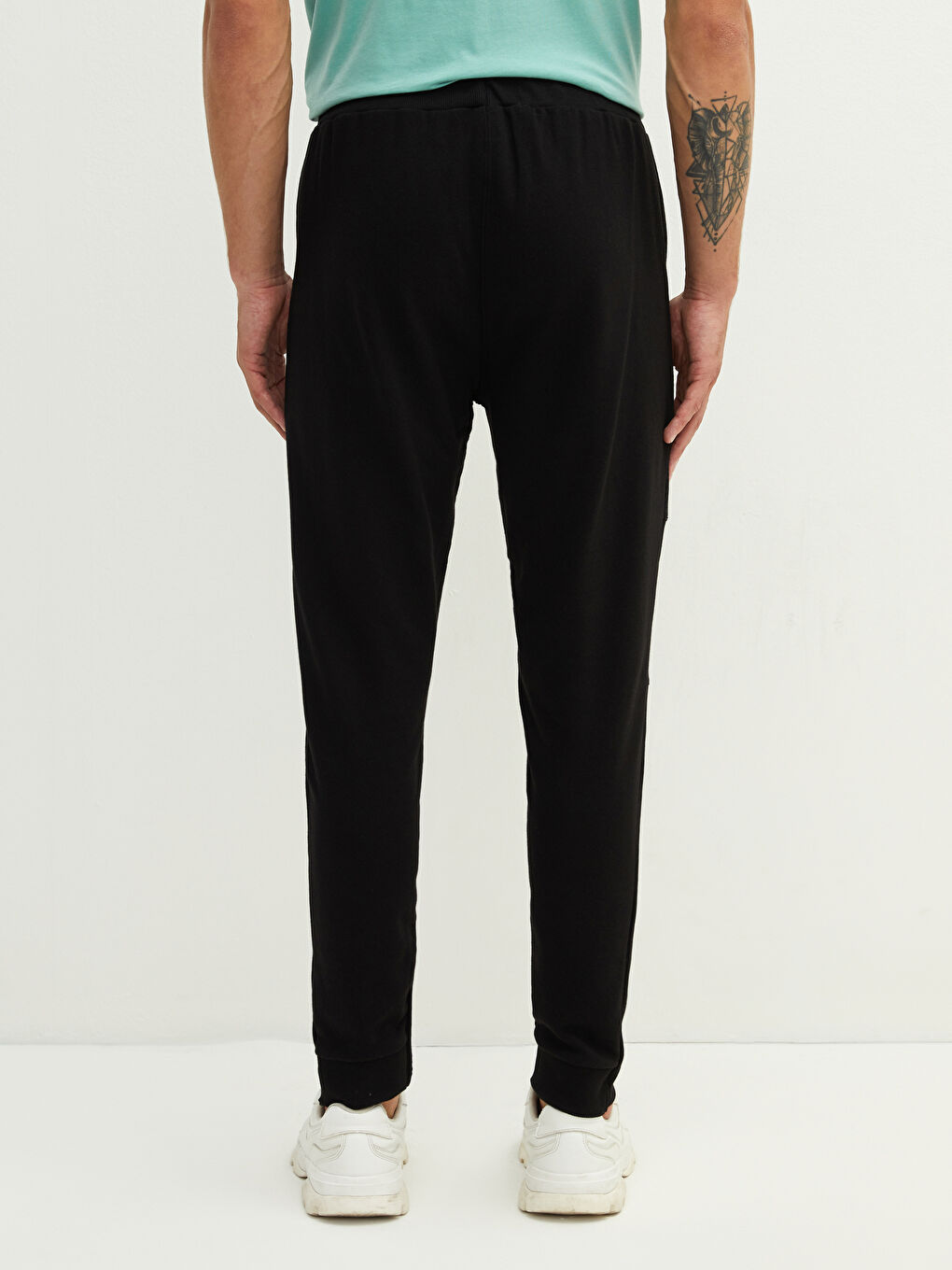 LC Waikiki Slim Fit Men's Jogger Sweatpants -W1AL73Z8-CVL