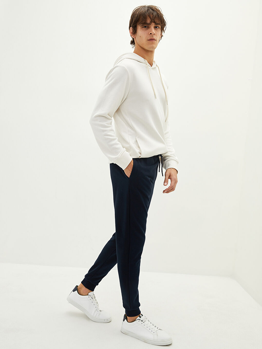 بنطلون رياضي تخين بقصة رفيعة للرجال-2