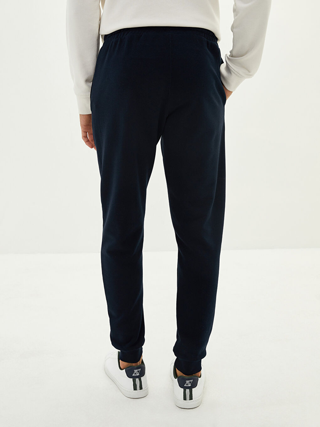 بنطلون رياضي تخين بقصة رفيعة للرجال-4