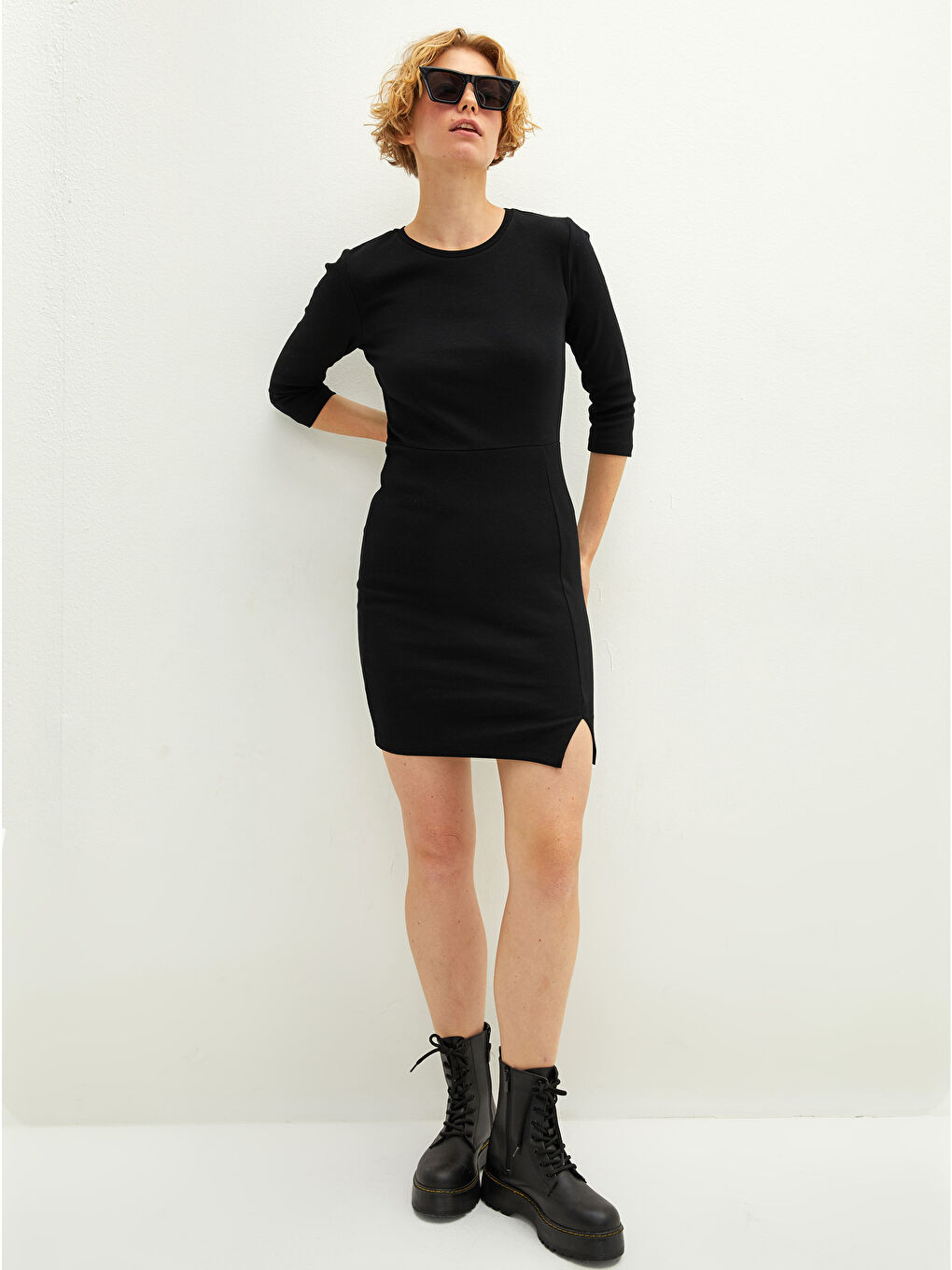 Crew Neck Straight Slit Detailed Women's Bodycon Dress-1