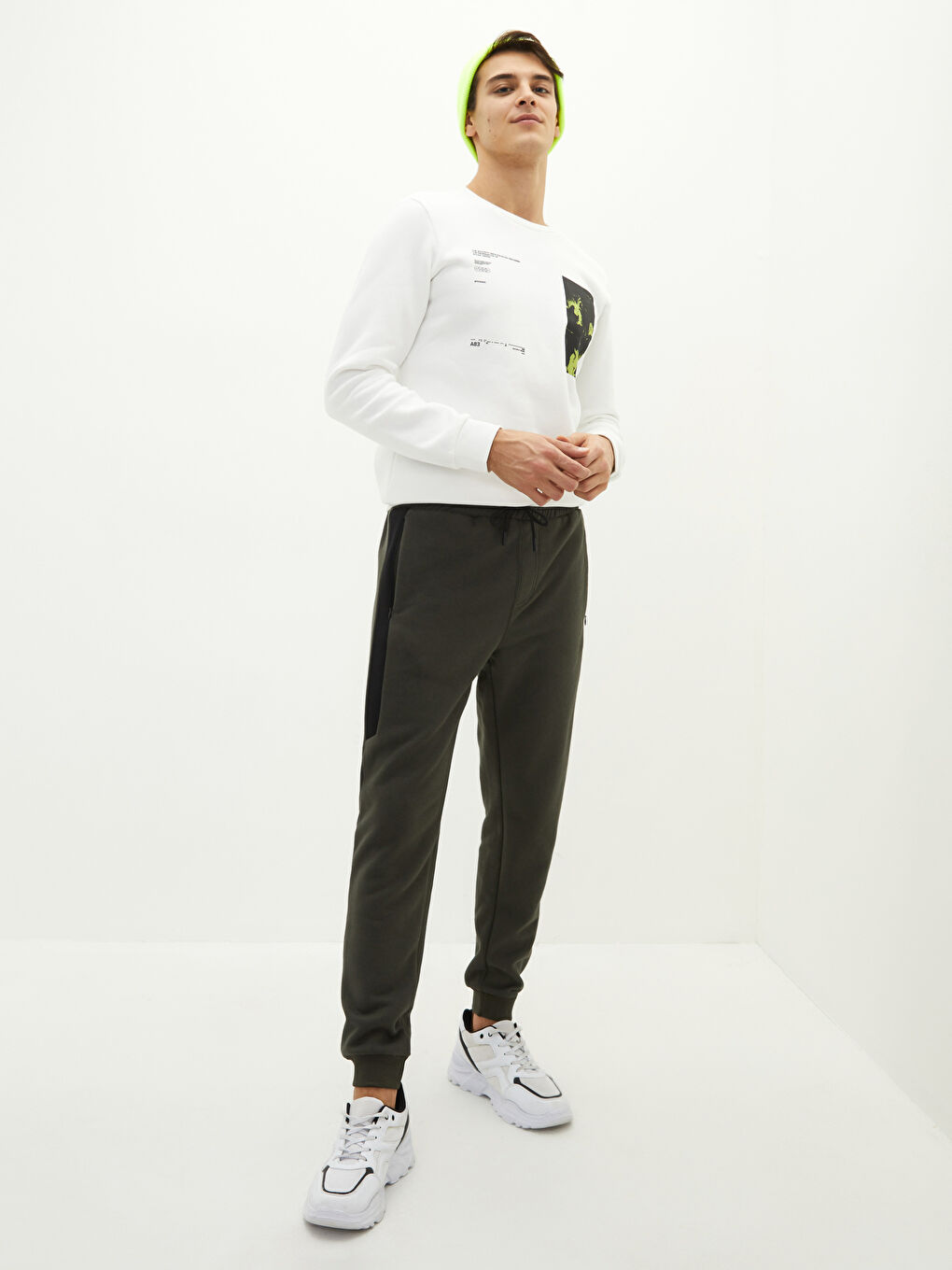 بنطلون رياضي رجالي تخين بقصة ضيقة