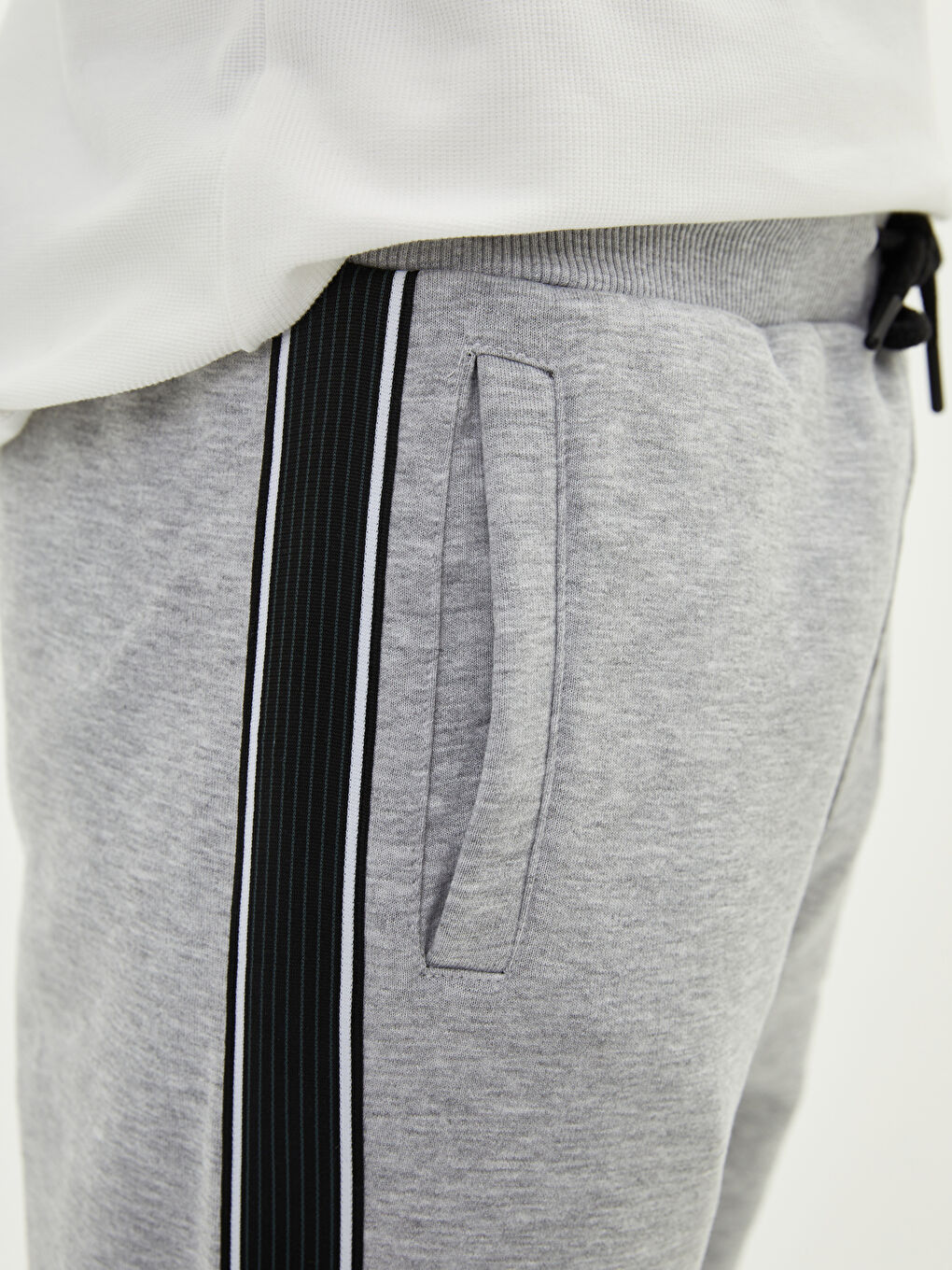 XSIDE Slim Fit Men's Thick Jogger Sweatpants -W1AN04Z8-LAL