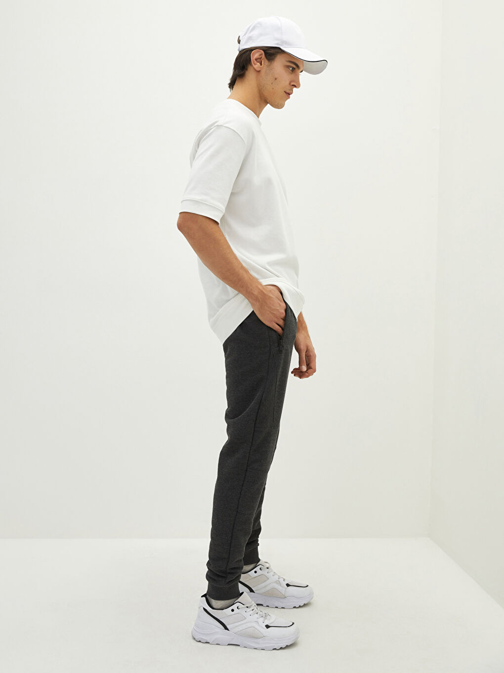 Slim Fit Men's Jogger Sweatpants-1