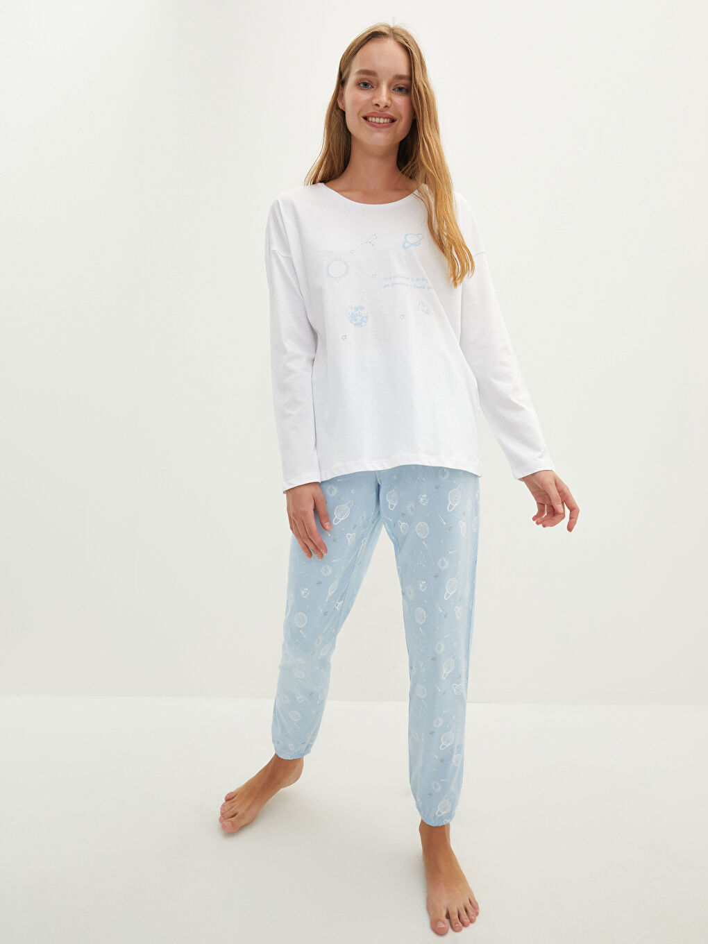 طقم بيجامة كم طويل ياقة دائرية مطبوع قطن للسيدات