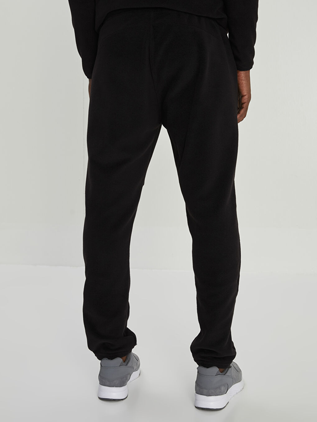 Men's Standard Fit Polar Trousers-4