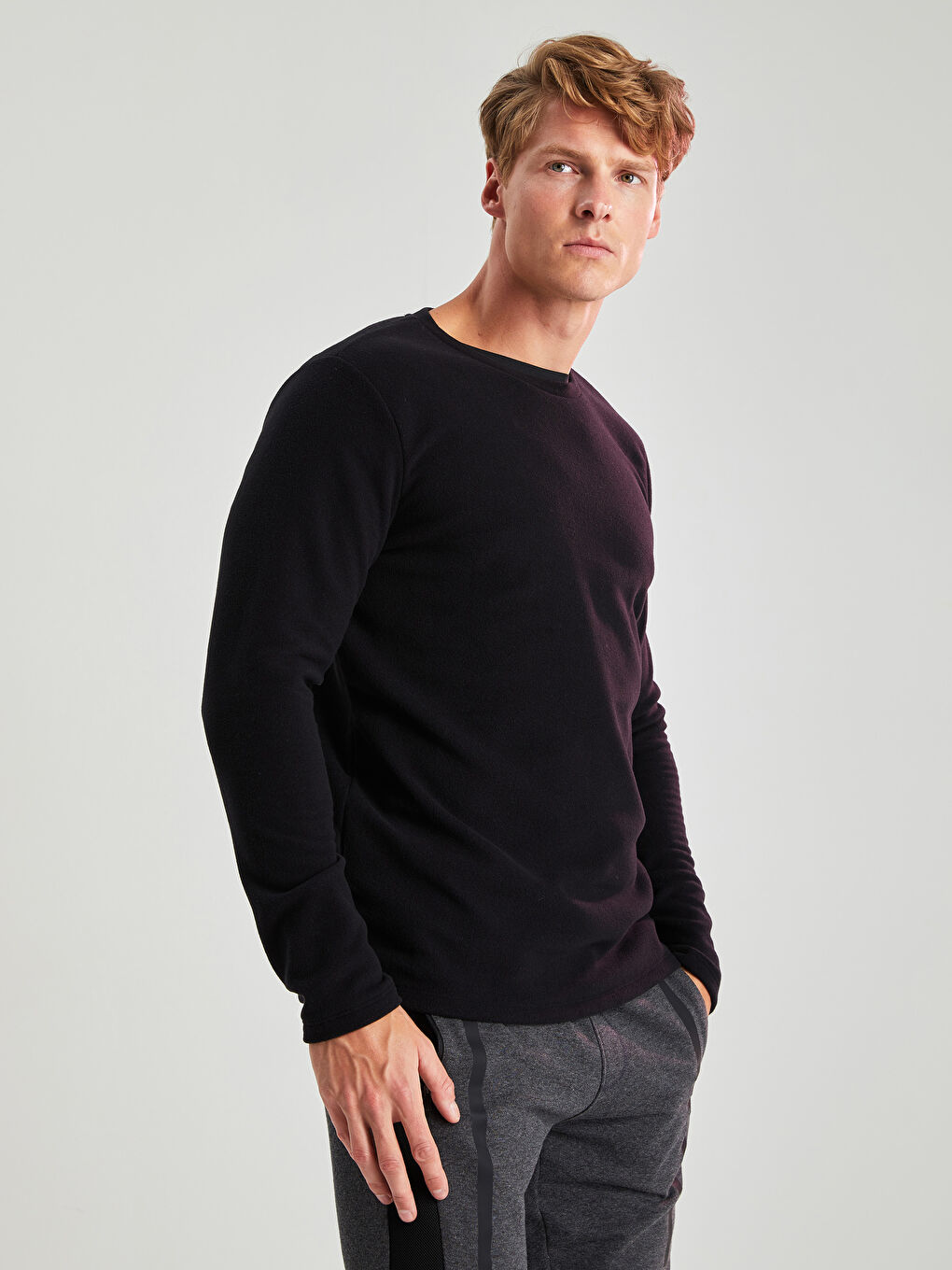 Siyah Bisiklet Yaka Uzun Kollu Polar Erkek Spor Tişört