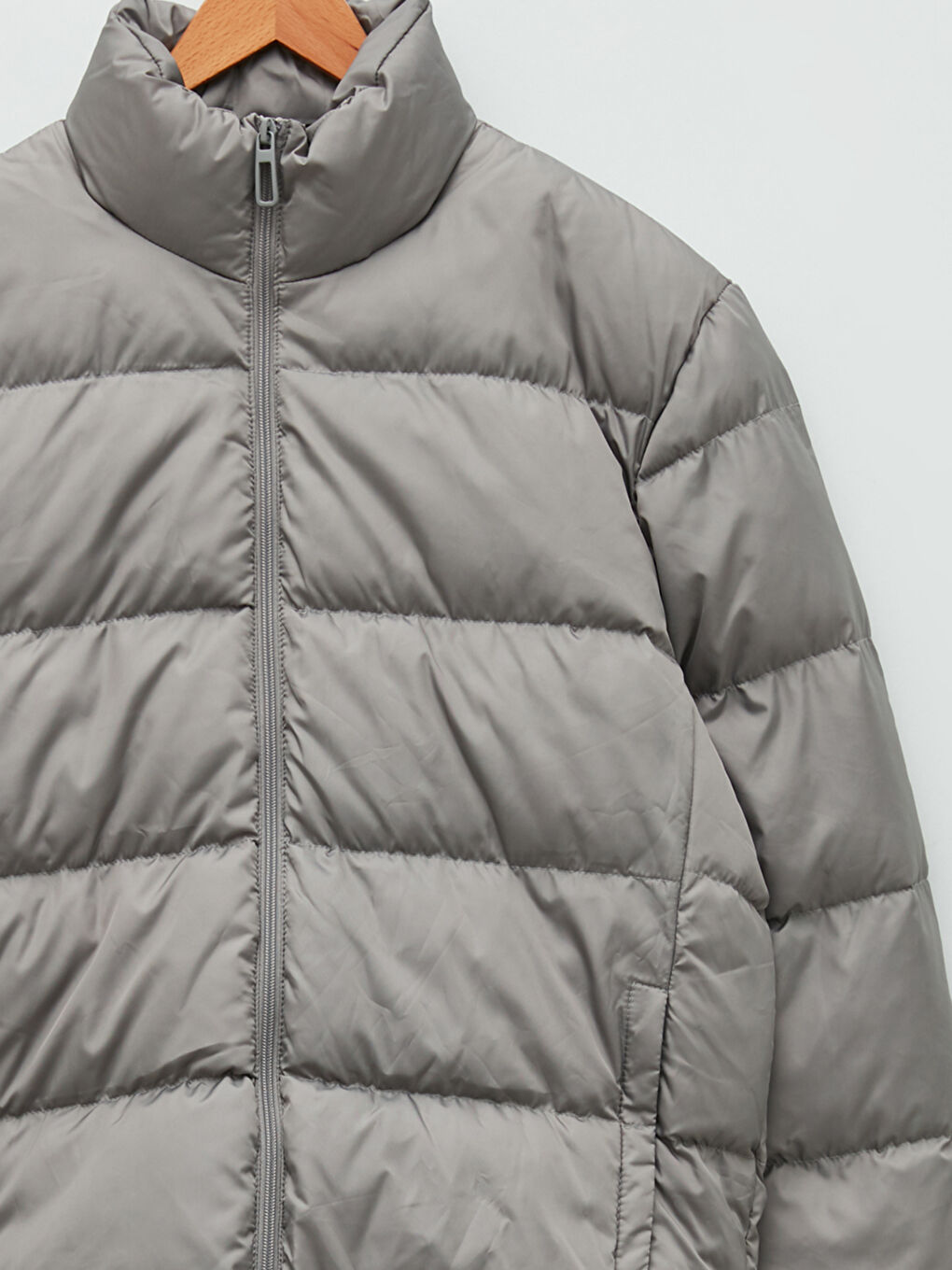 بالطو رجالي بياقة قمع تخين بمقاس عادي-2