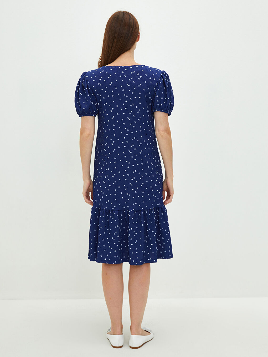 فستان حوامل كم قصير مُزهر ياقة دائرية-5