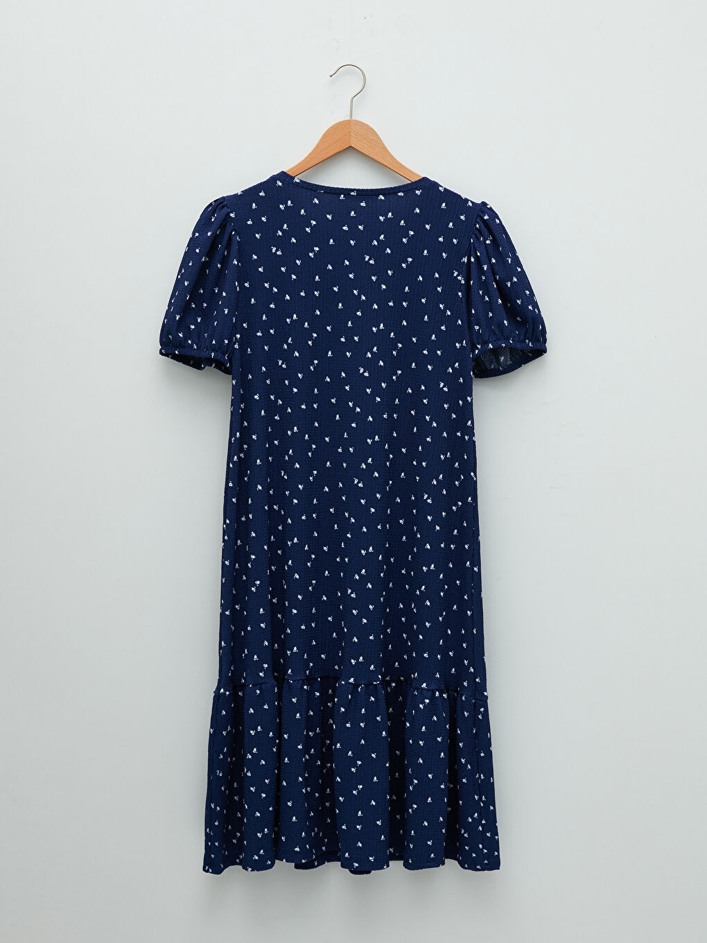 فستان حوامل كم قصير مُزهر ياقة دائرية-7