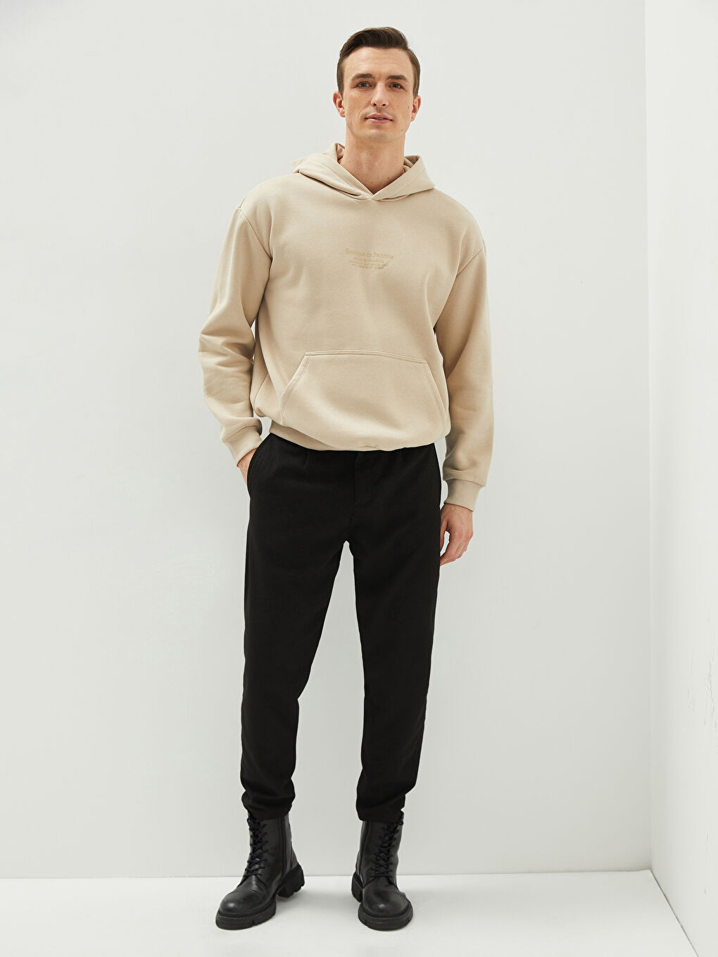 Sweatshirt à capuche imprimé pour hommes à manches longues-2