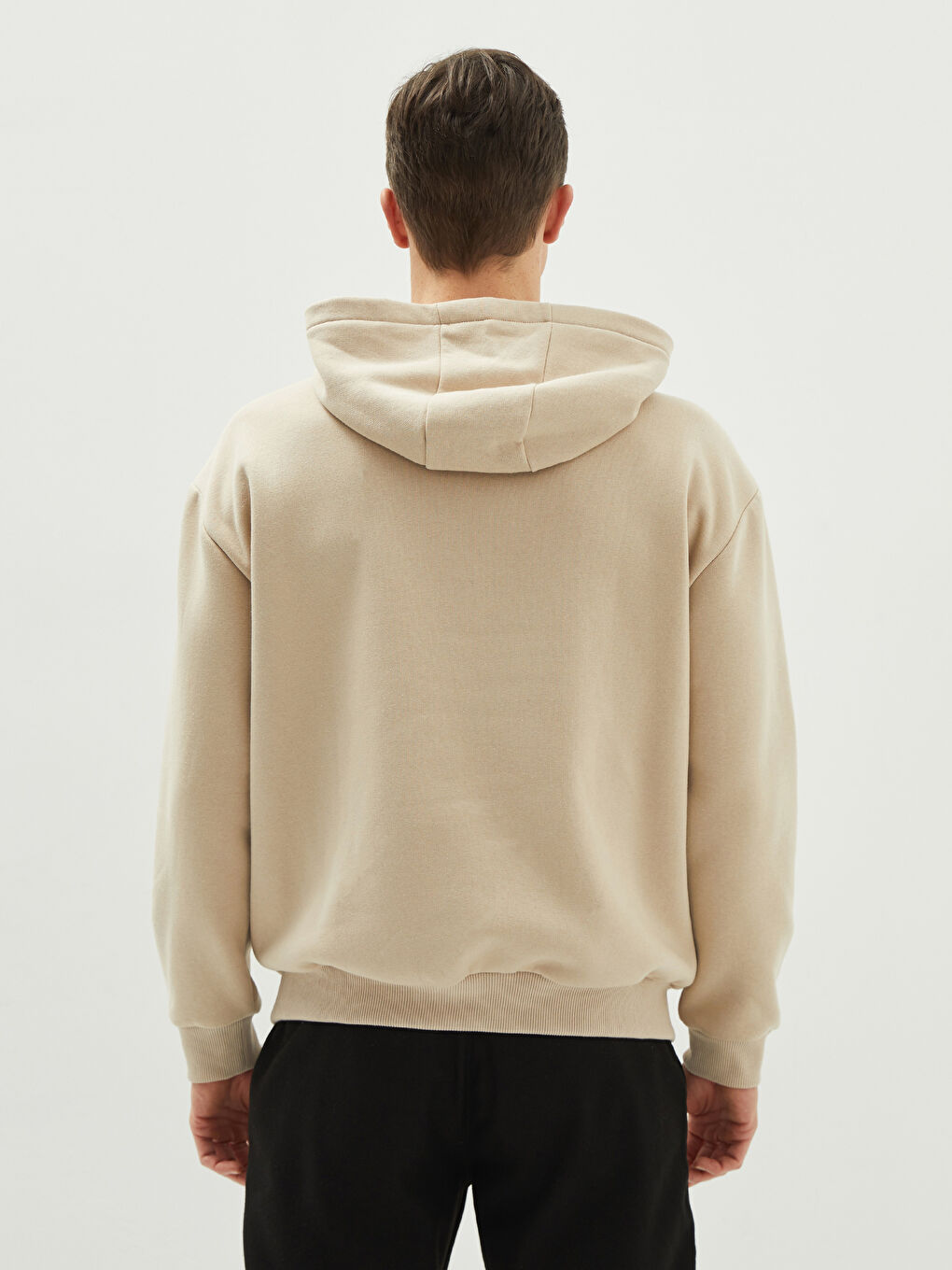 Sweatshirt à capuche imprimé pour hommes à manches longues-4