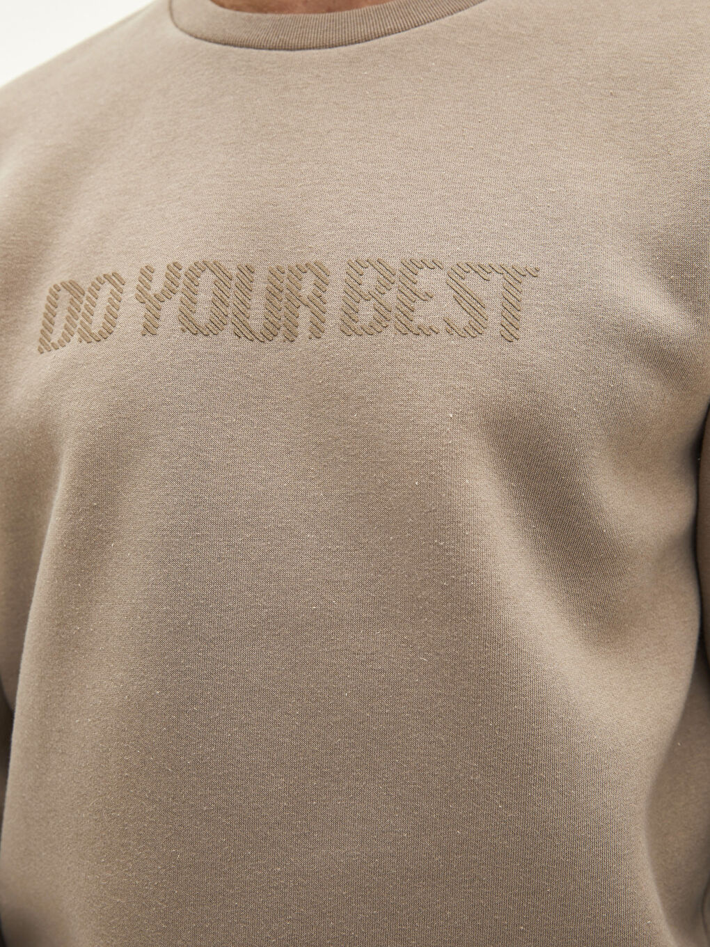 سويتشيرت رجالي مطبوع بكم طويل وكول مدور-3