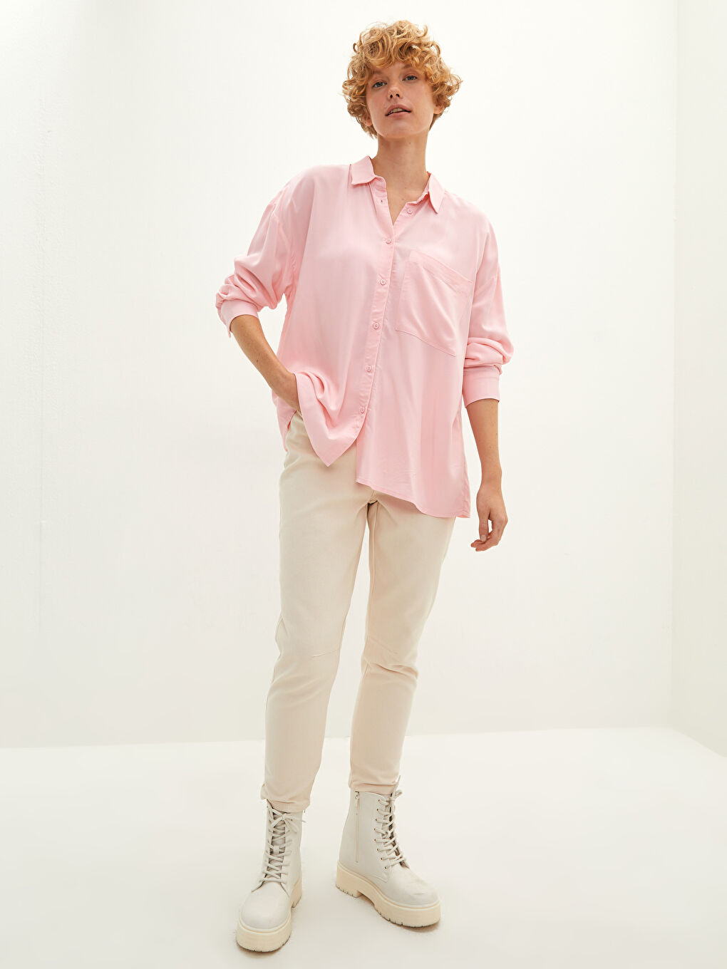 Pembe Önden Düğme Kapamalı Düz Uzun Kollu Kadın Gömlek-2