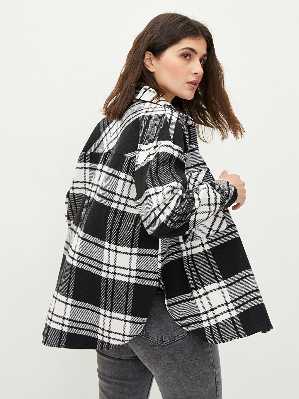 Button Front Plaid Long Sleeve Twill Fabric Women's Lumberjack Overshirt Jacket-4