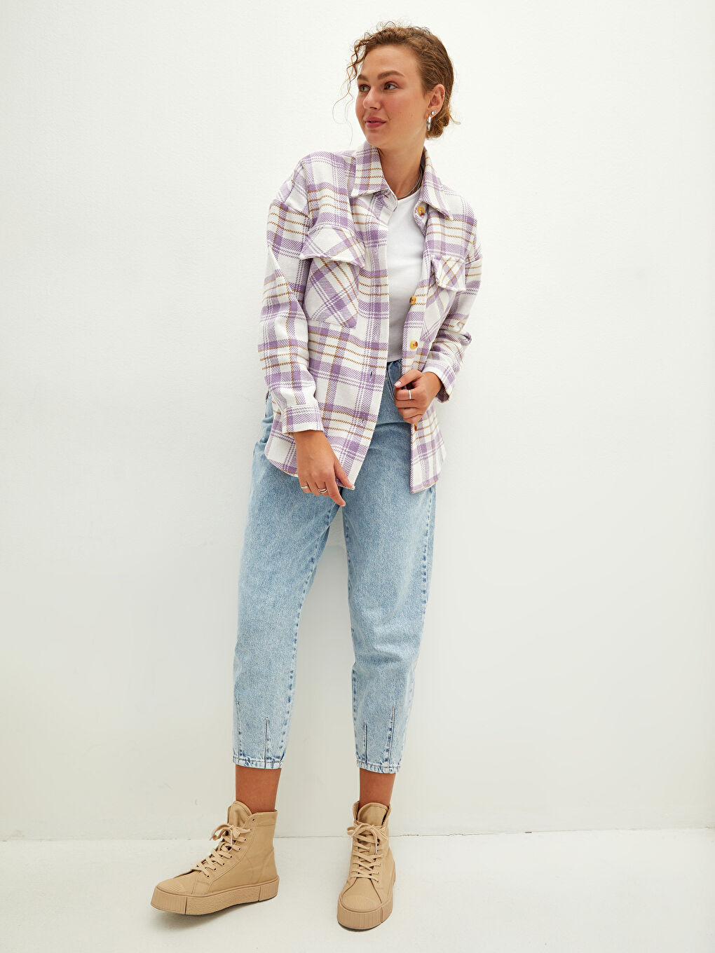 Front Button Closure Plaid Long Sleeve Gabardine Fabric Women's Flannel Shirt Jacket-3